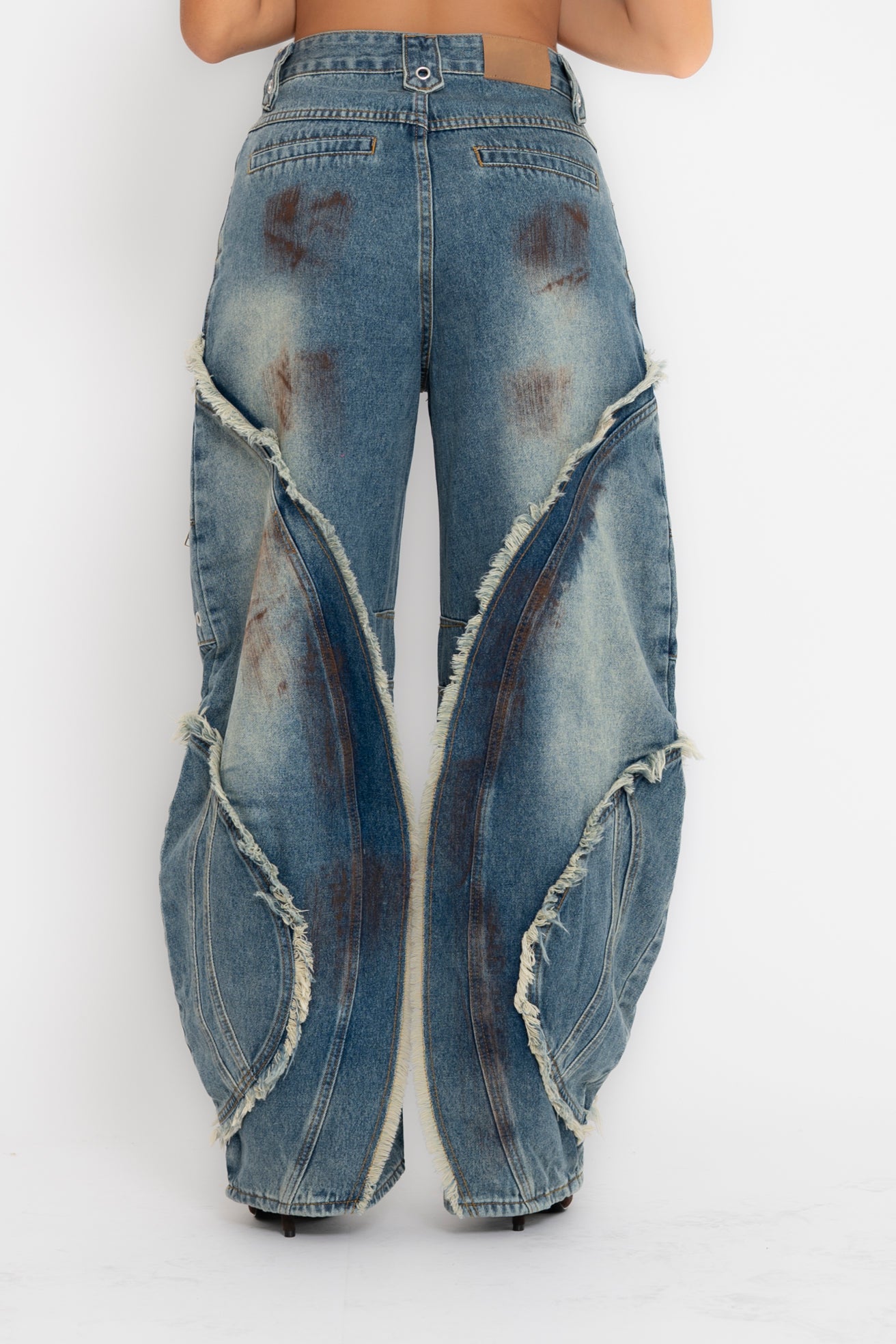 Jeans sfrangiato balloon