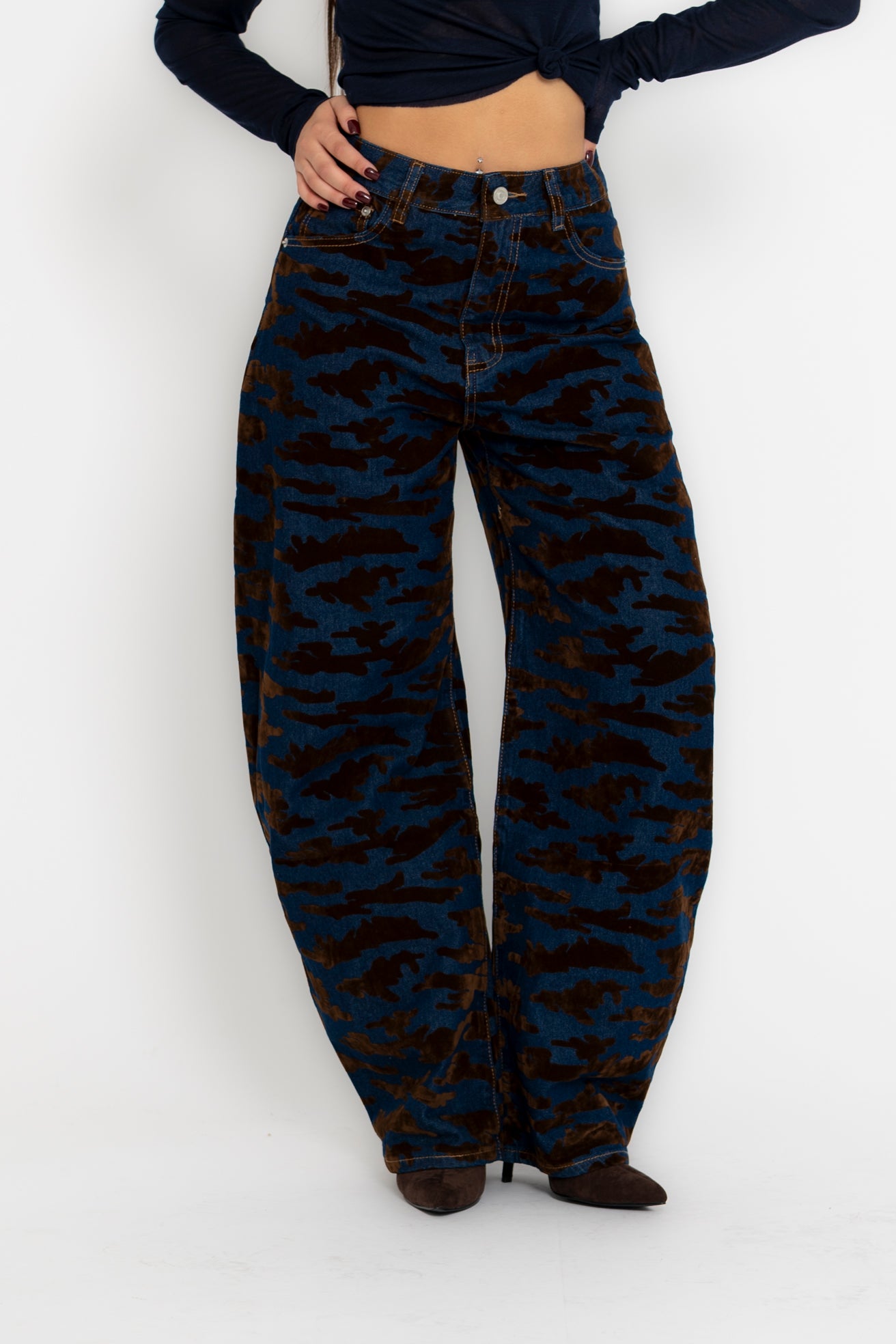 Jeans ballon con dettagli in velluto