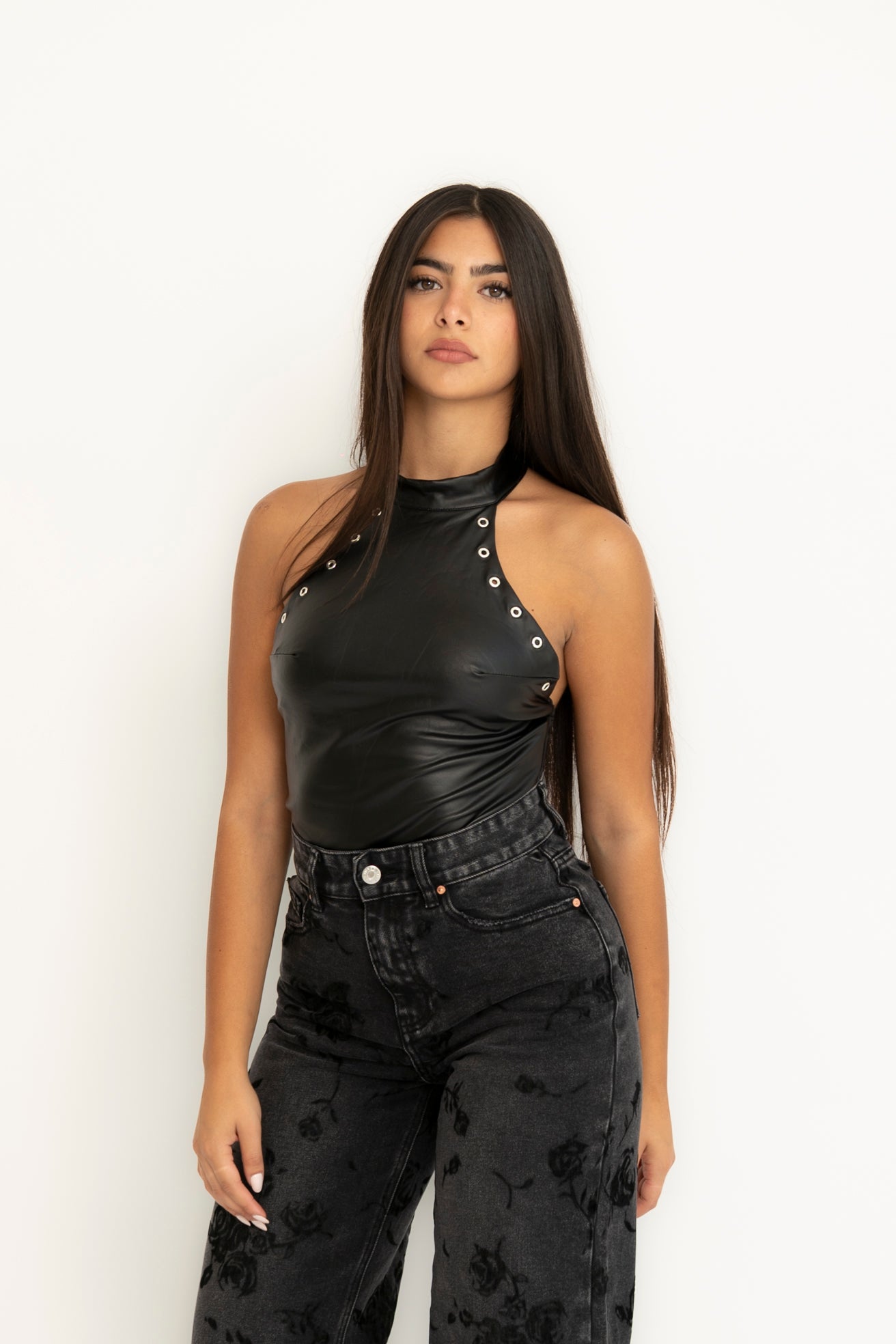 Body ecopelle scollo americano