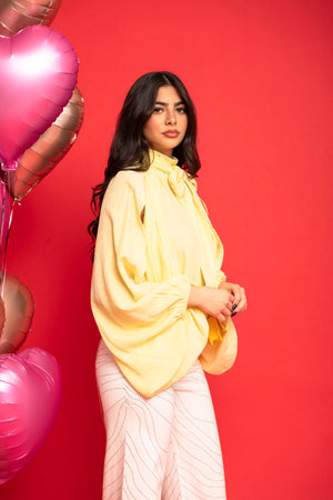 Camicia con manica aperta