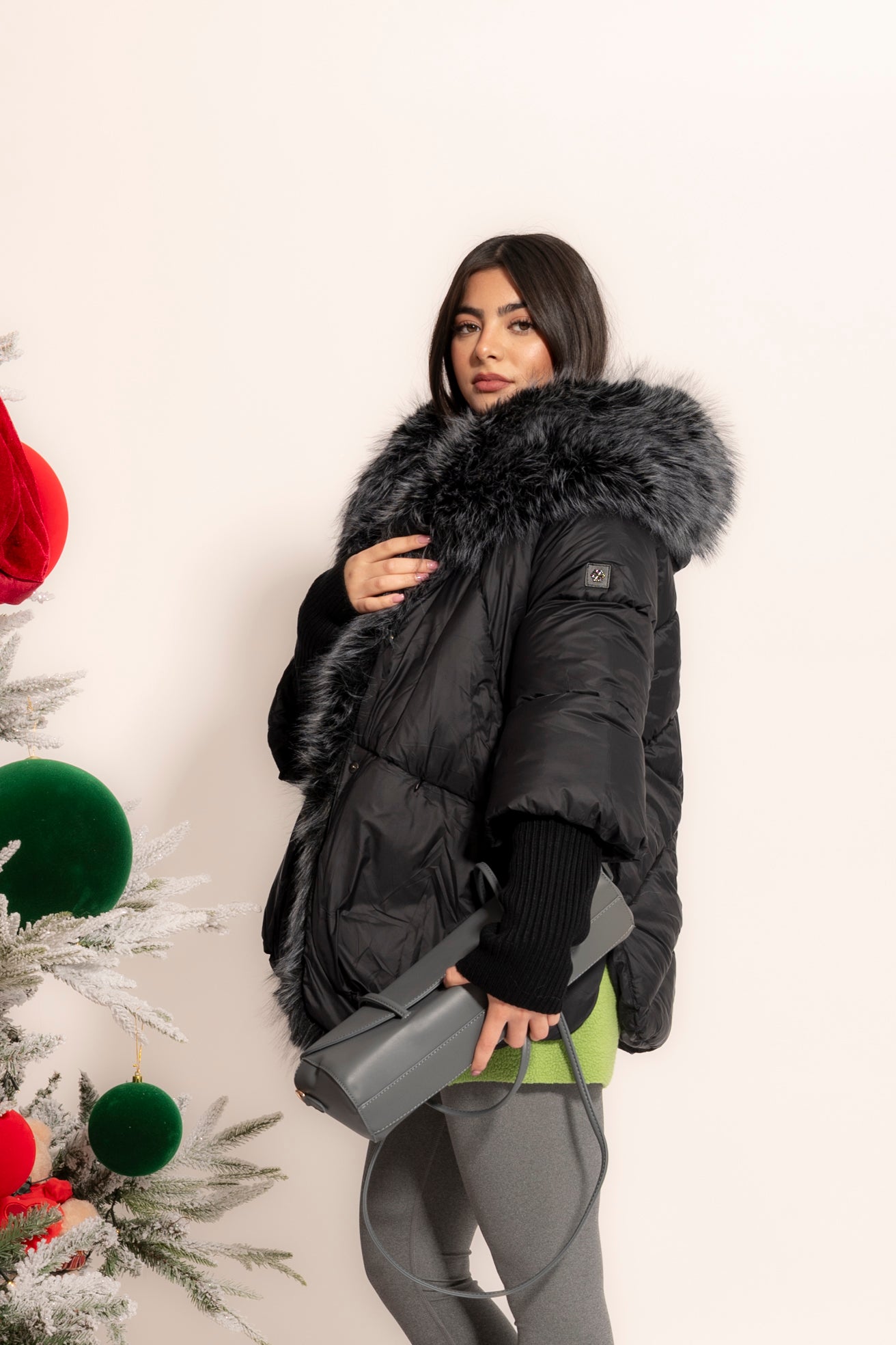 Giubbino con cappuccio e pelliccia