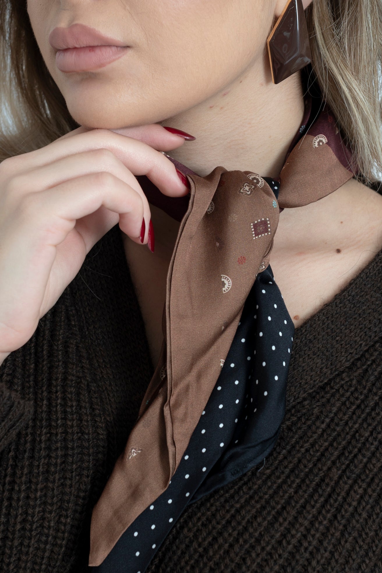 Cardigan con foulard Lumina
