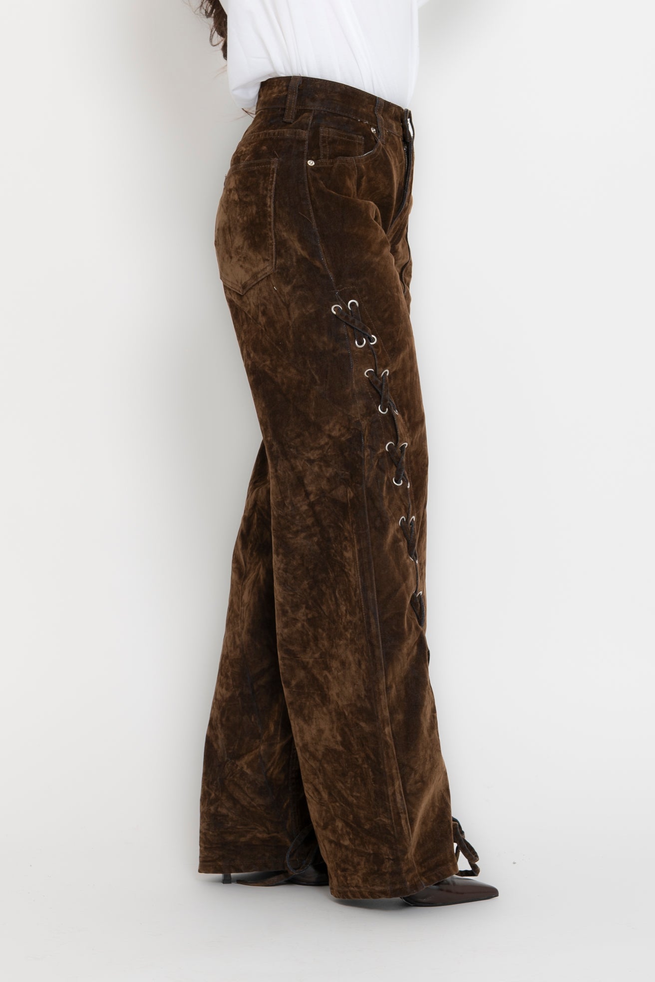 Jeans stringato in velluto