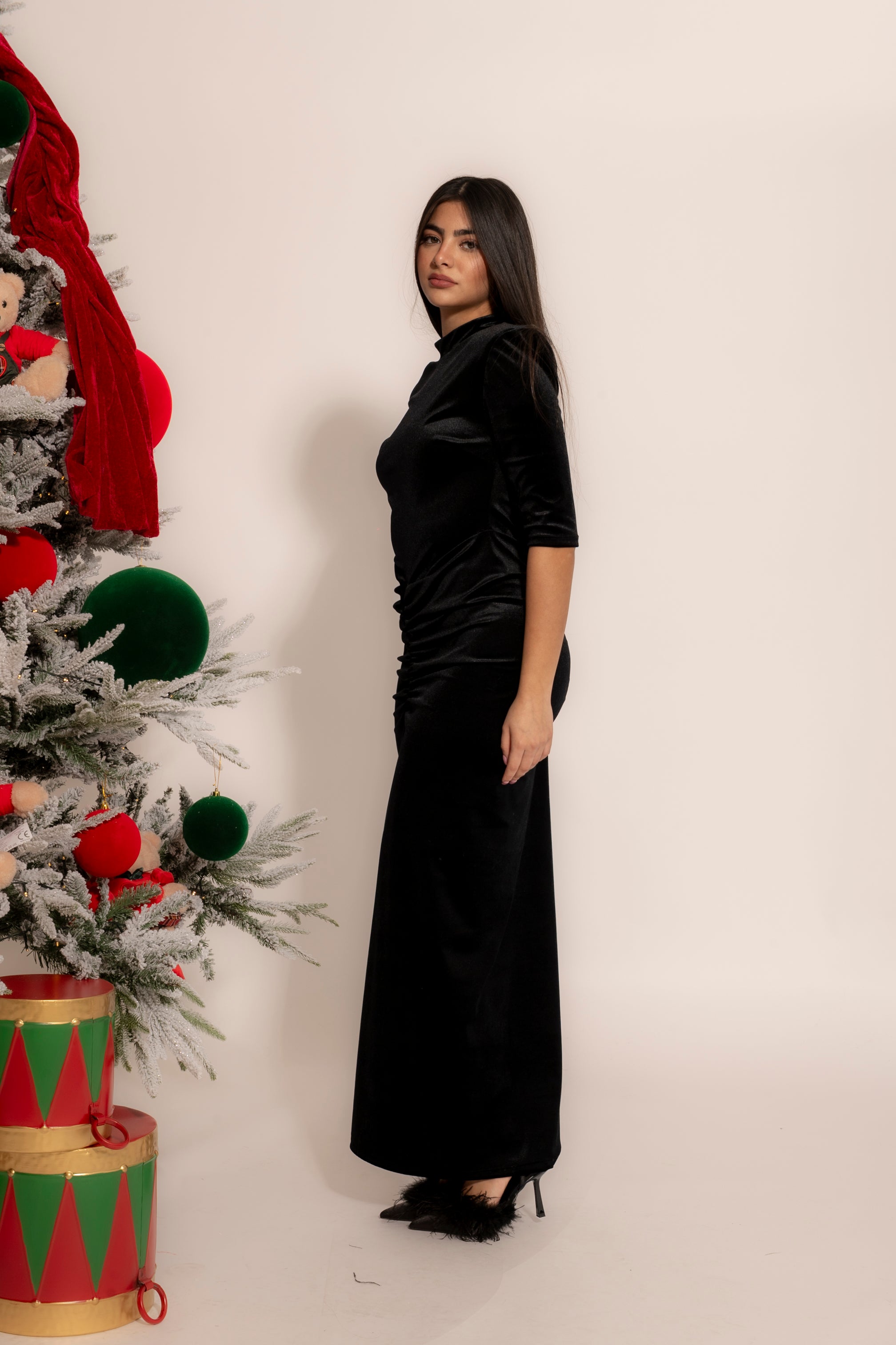 Abito in velluto con arriccio