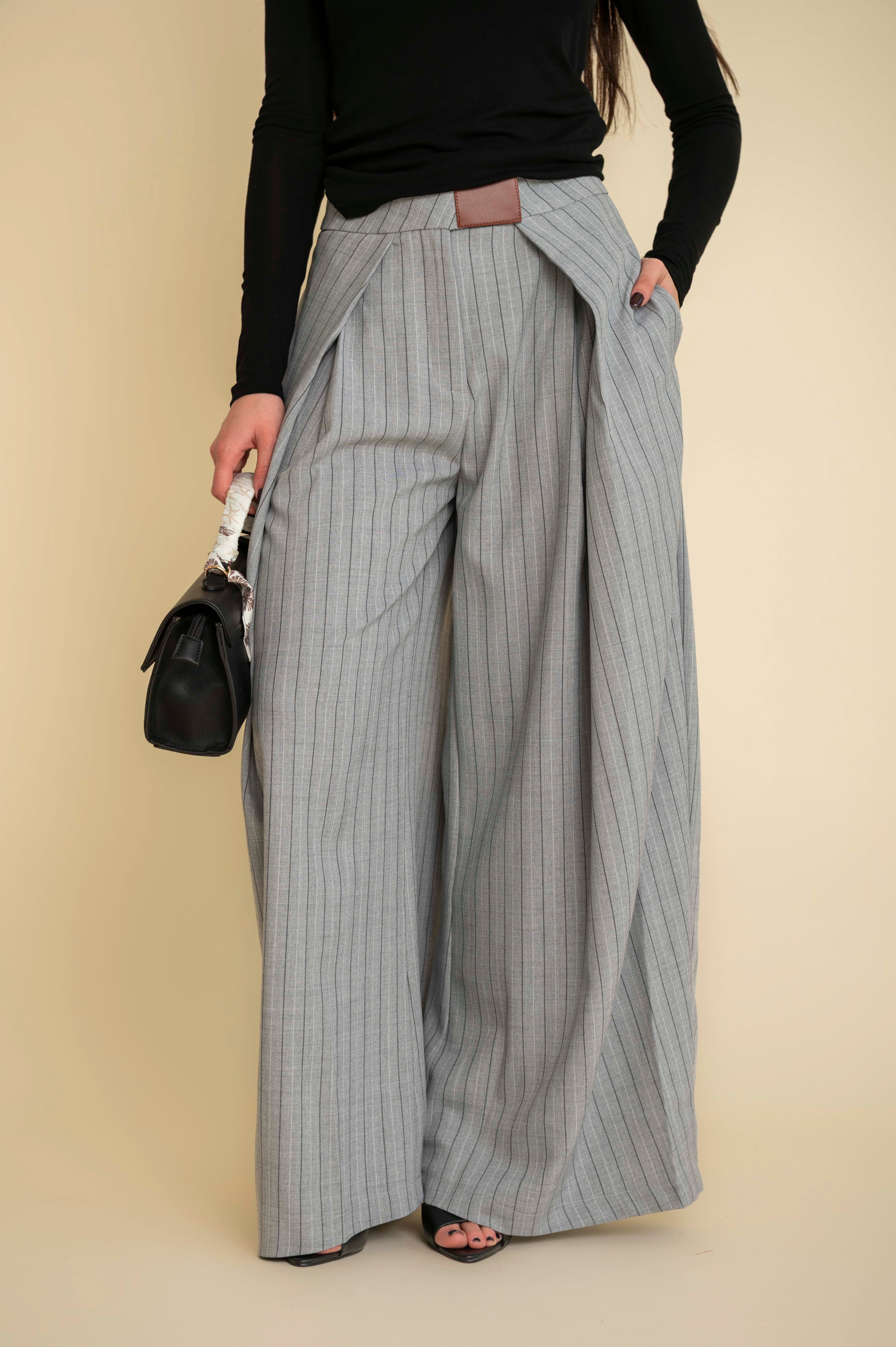 Pantalone con pence gessato