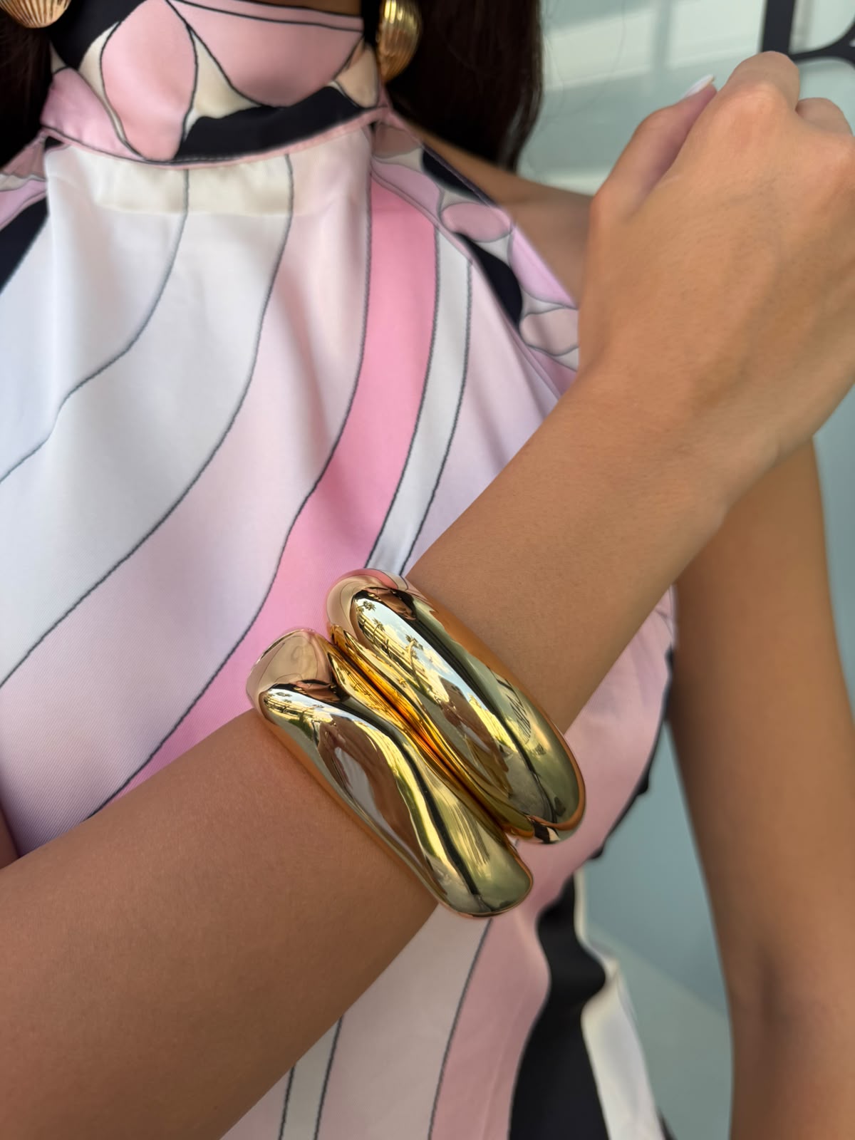 Bracciale bombato rigido