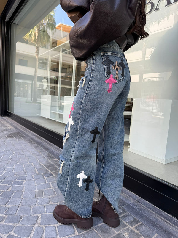 Jeans con croci