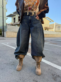 Jeans ballon sabbiato con cintura