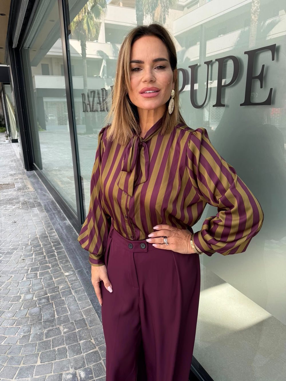 Camicia in raso a righe curvy