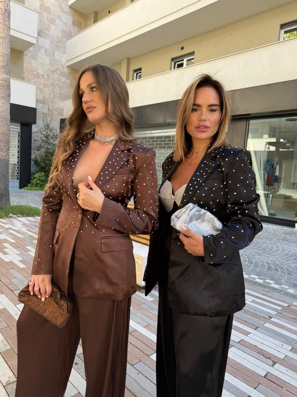 Tailleur in raso strass by Lumina
