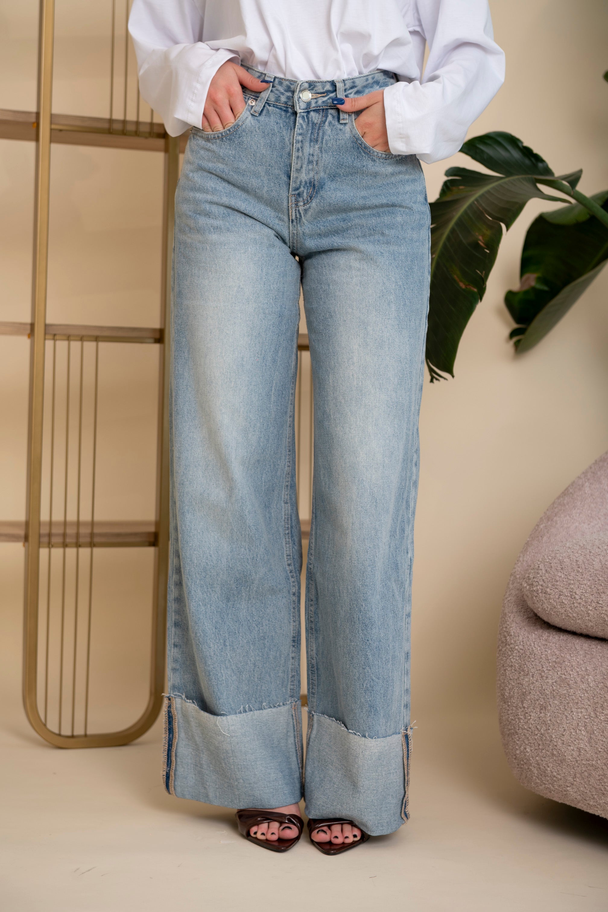 Jeans palazzo con piegone