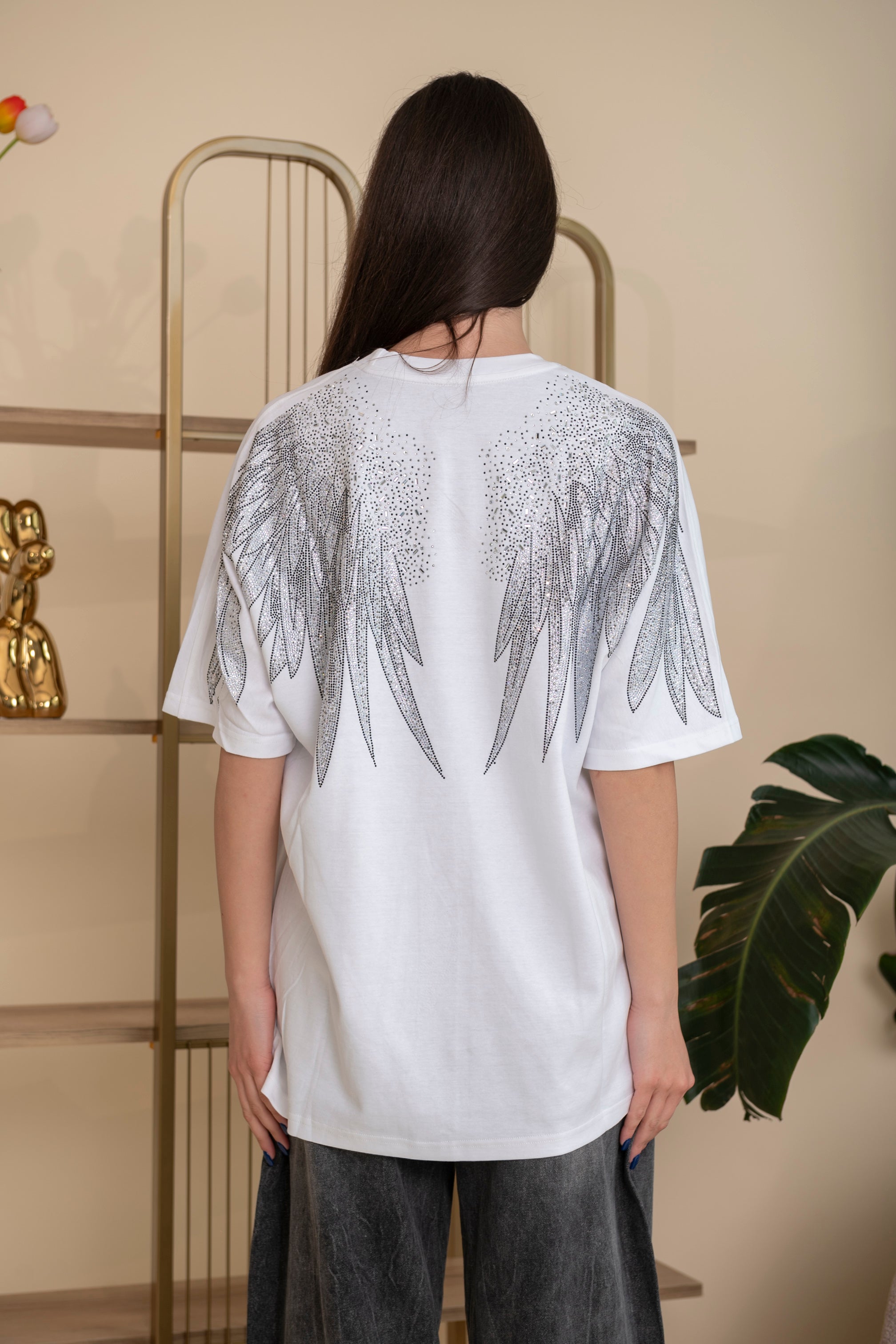 T-shirt con ali strass