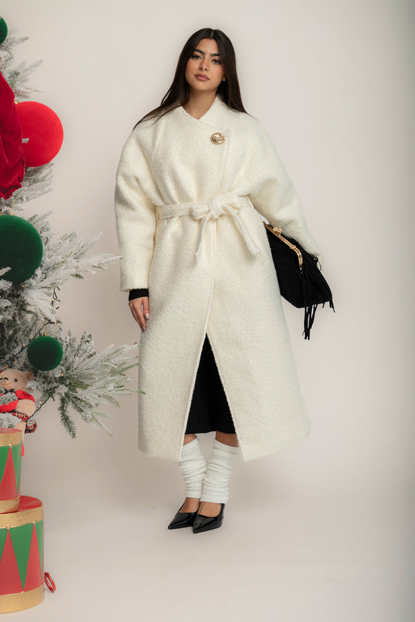 Cappotto boucle con dettaglio gold