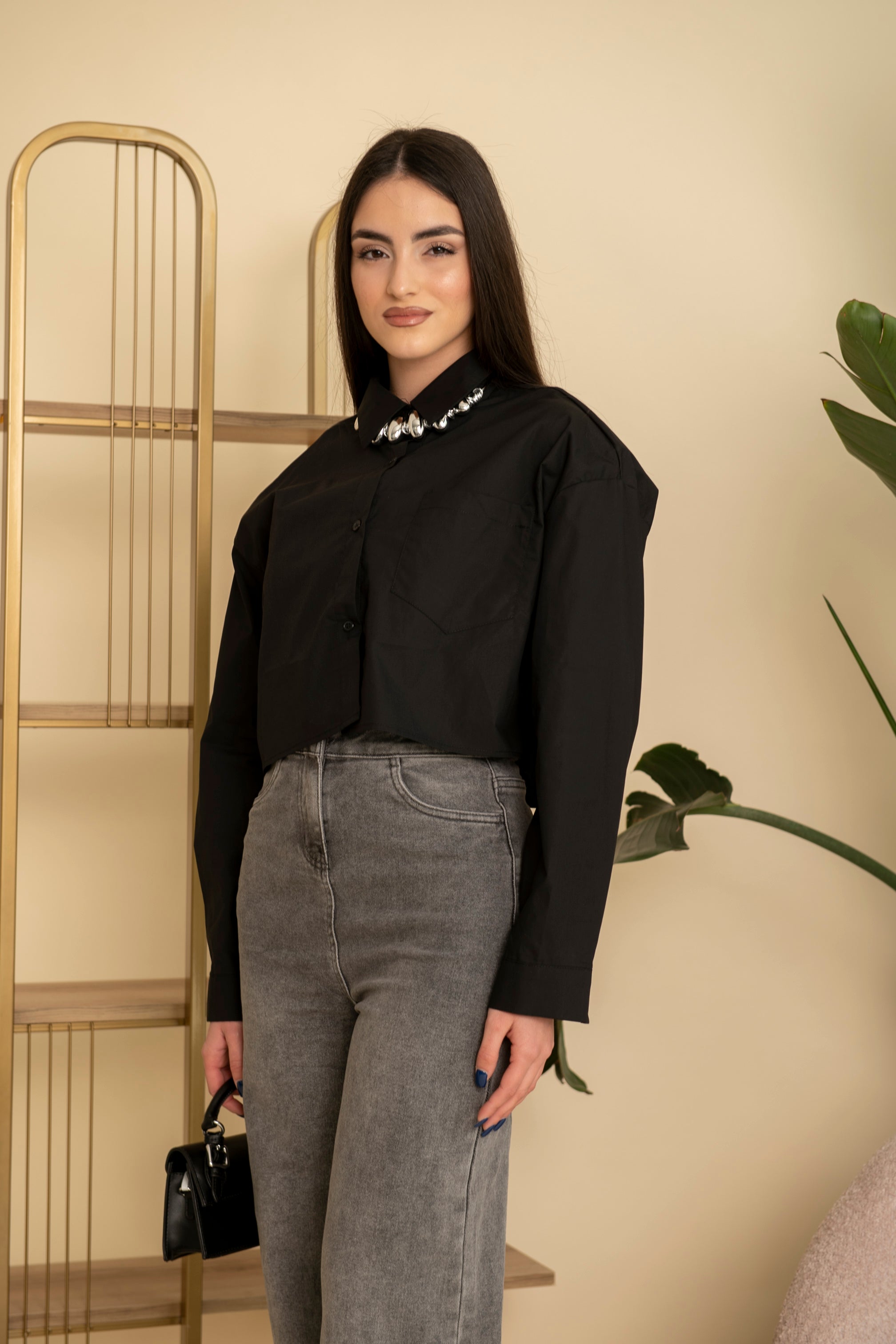 Camicia crop con spalline