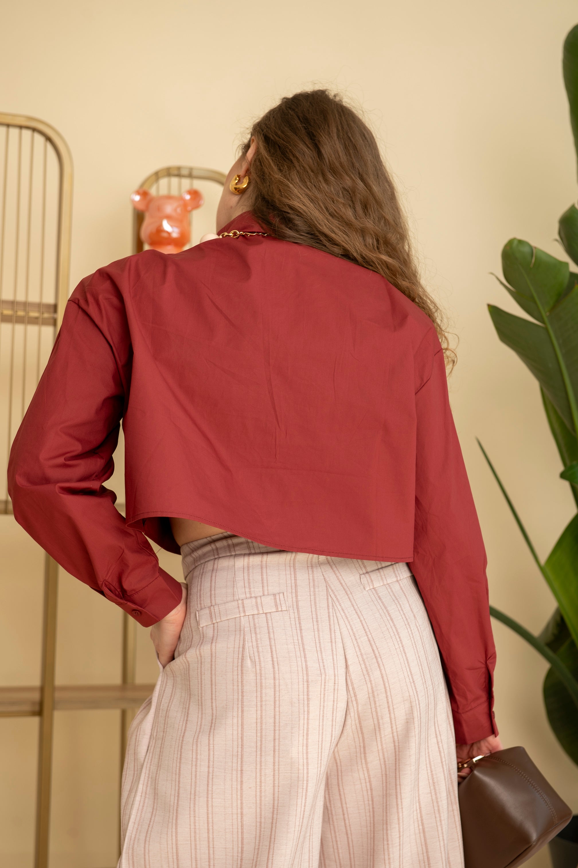 Camicia crop con spalline