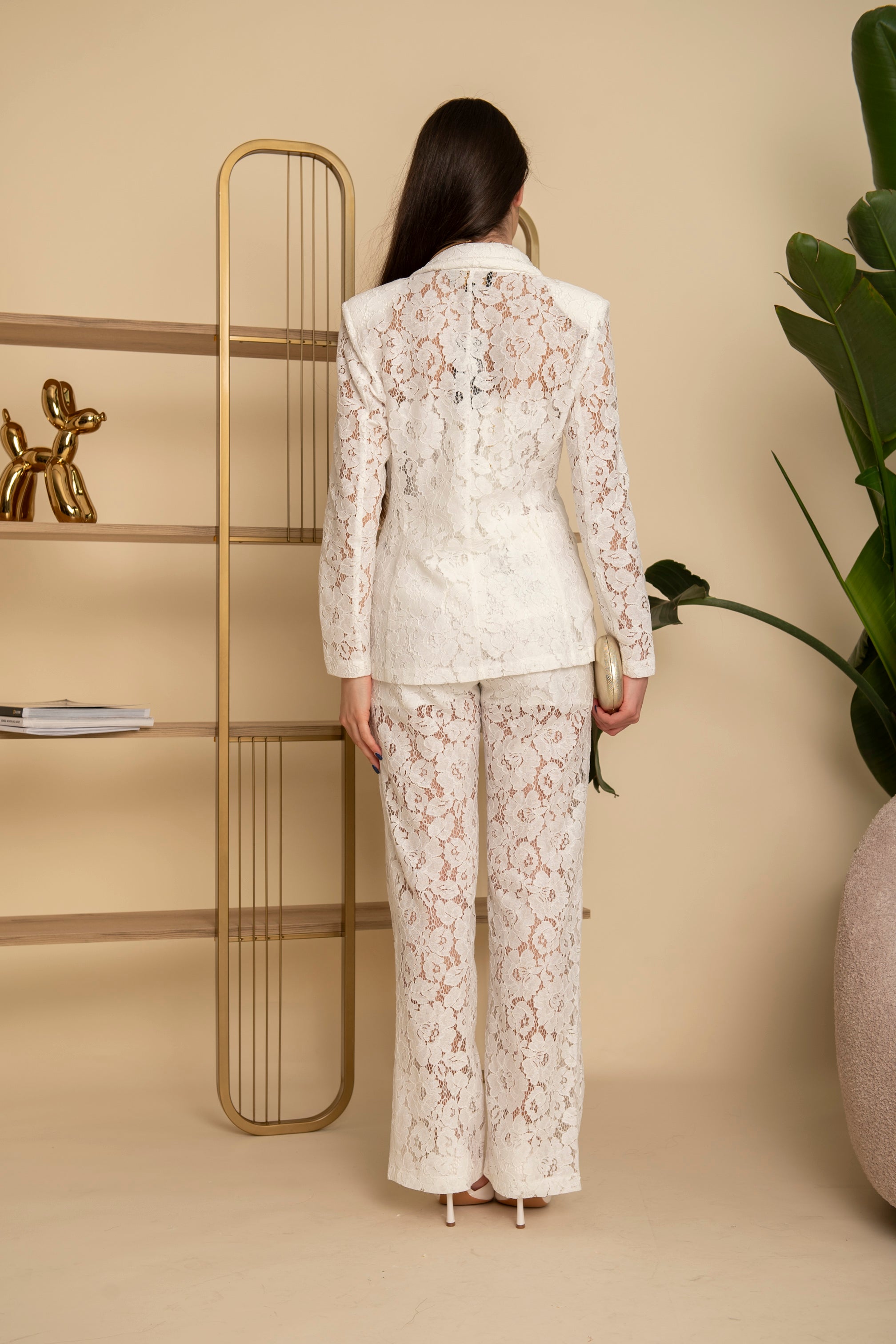 Tailleur in pizzo traforato