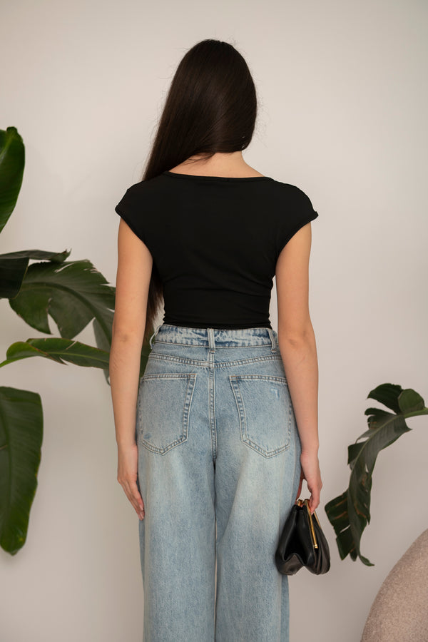 T-shirt scollo ampio