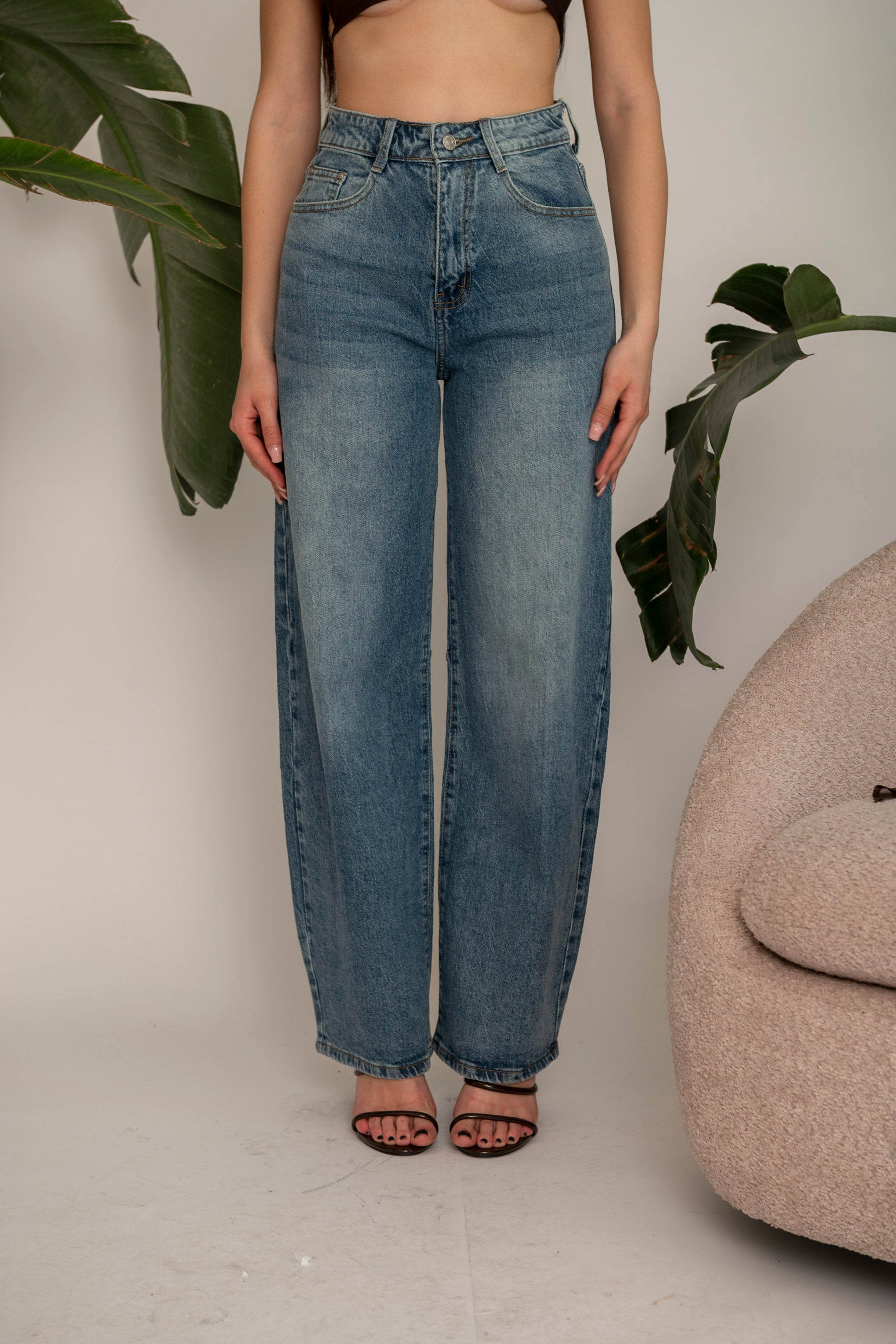 Jeans con strappi sul retro