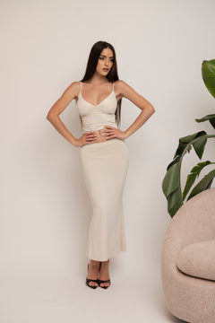 Cordset top a triangolo e gonna tubino midi